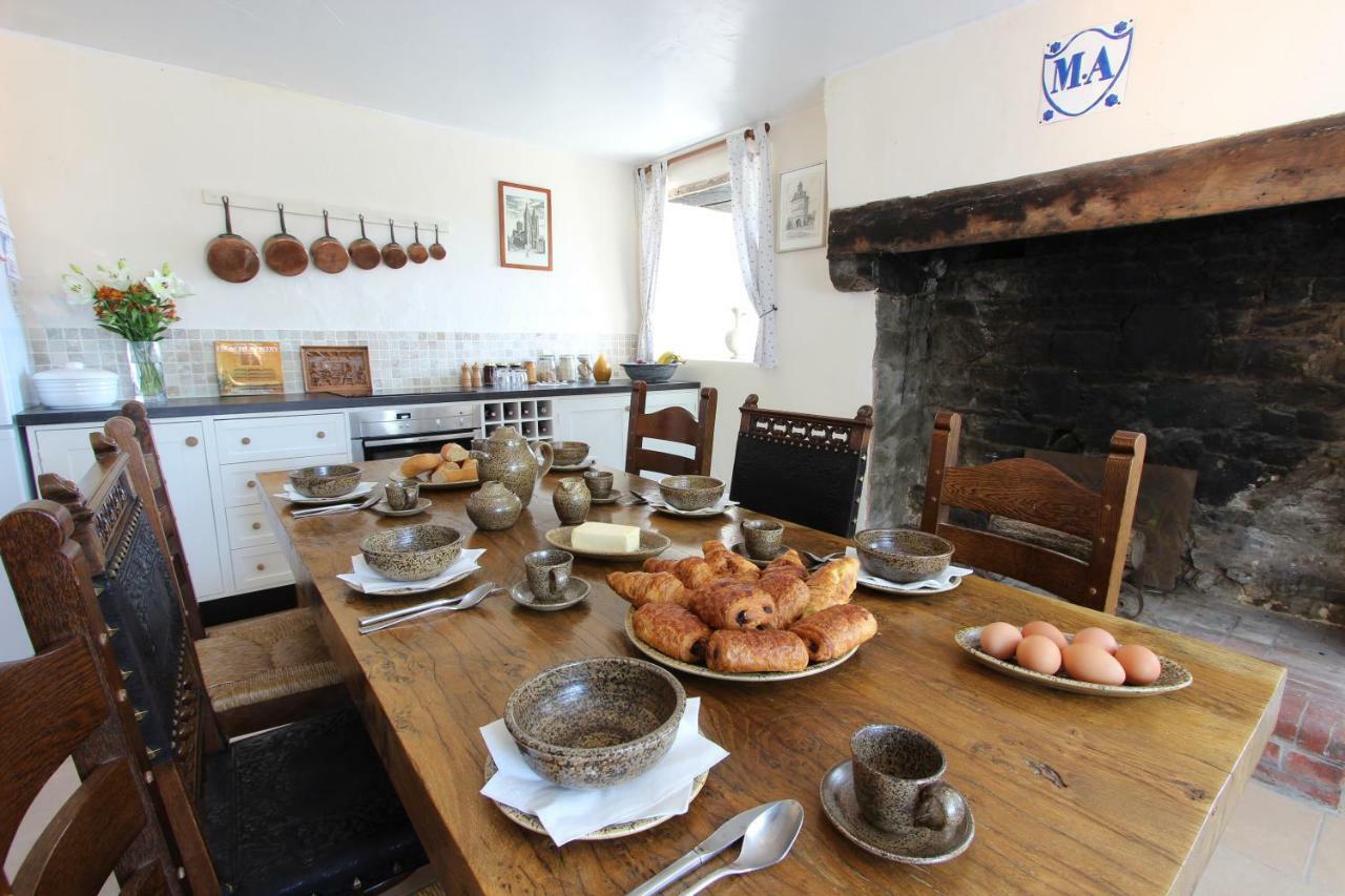 Le Douitel Bed & Breakfast Roncey Dış mekan fotoğraf